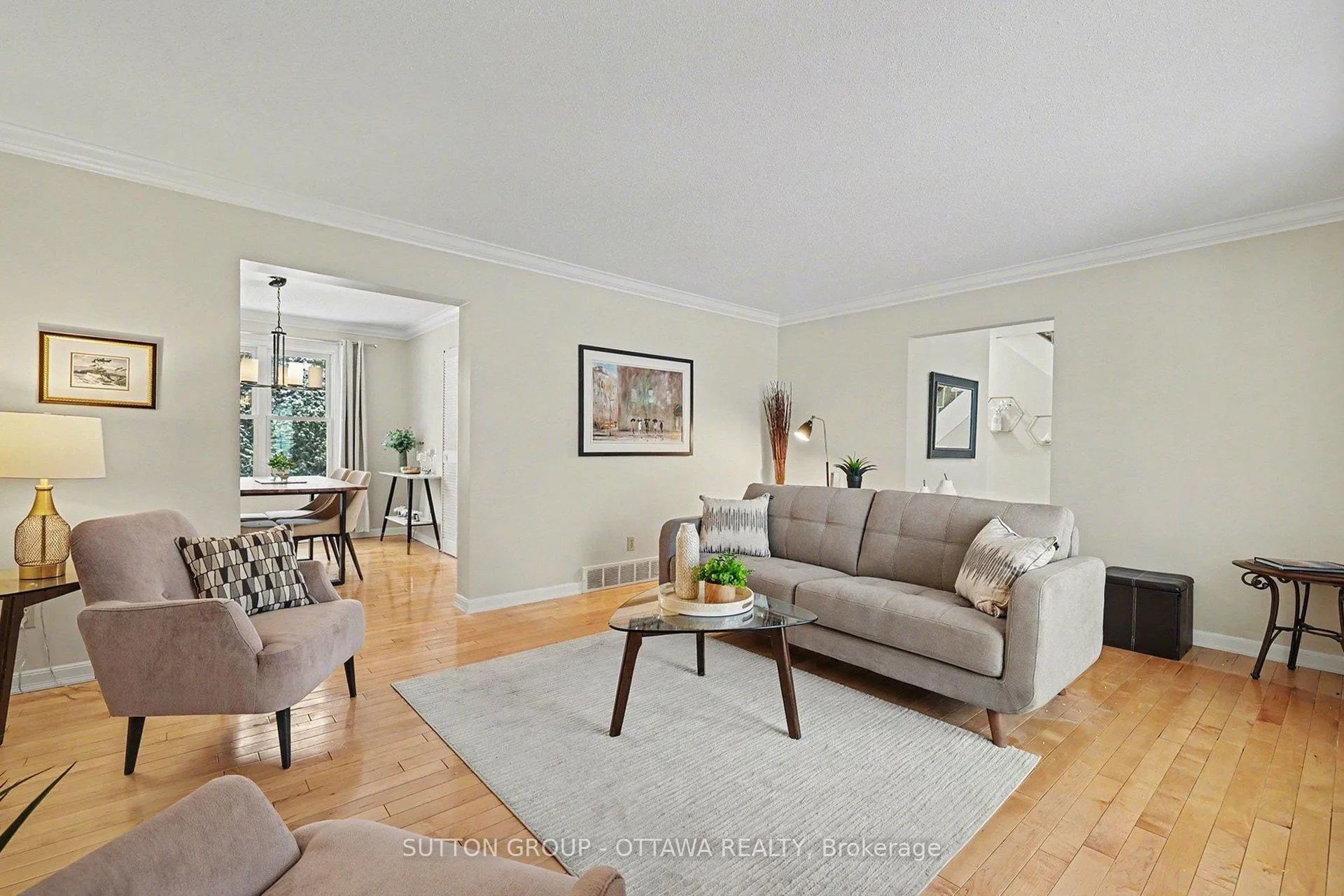 Photo 9 of 265 McClellan Road, Ottawa, Arlington Woods — HOMEH