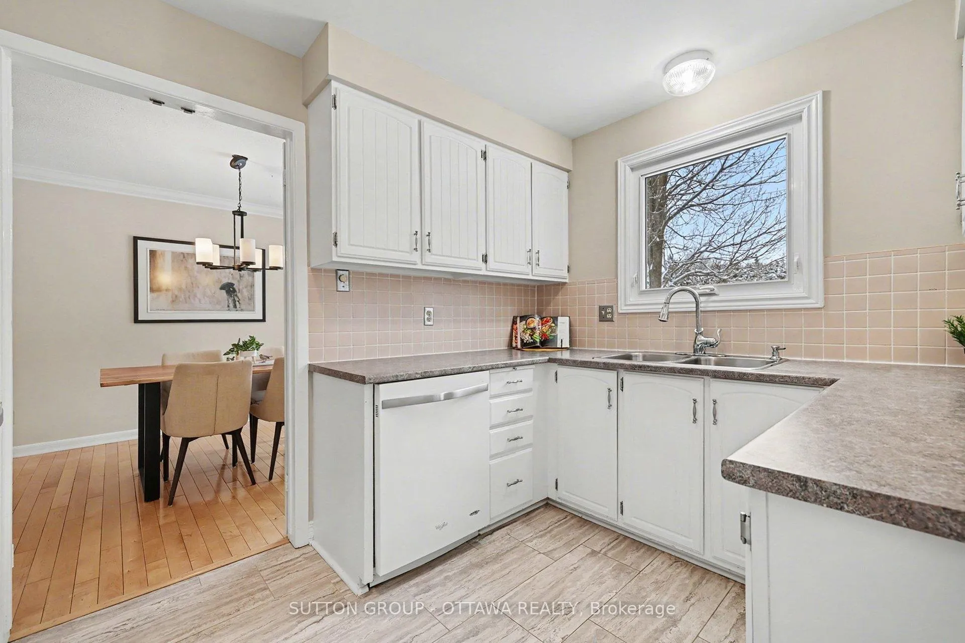 Photo 14 of 265 McClellan Road, Ottawa, Arlington Woods — HOMEH