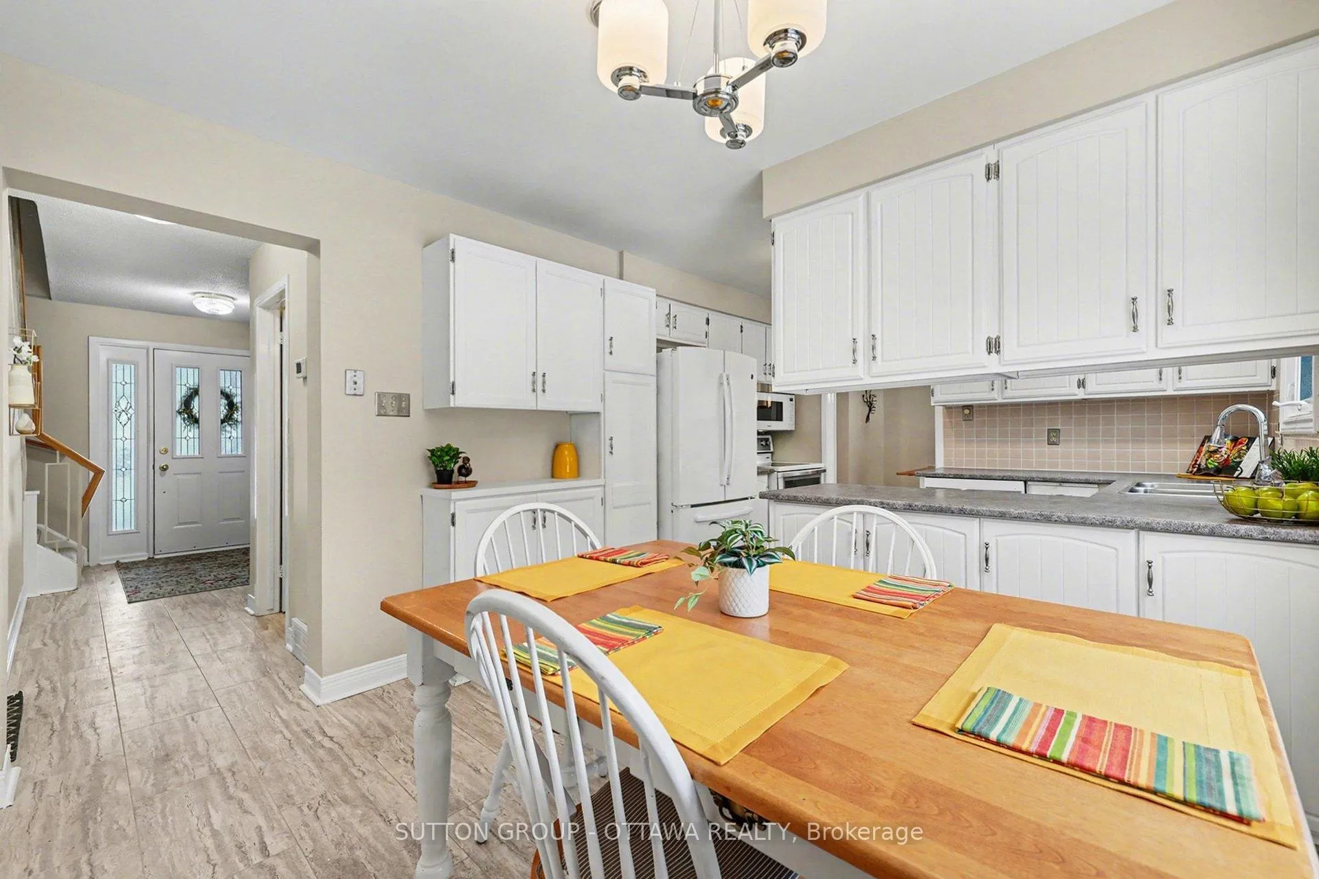 Photo 18 of 265 McClellan Road, Ottawa, Arlington Woods — HOMEH