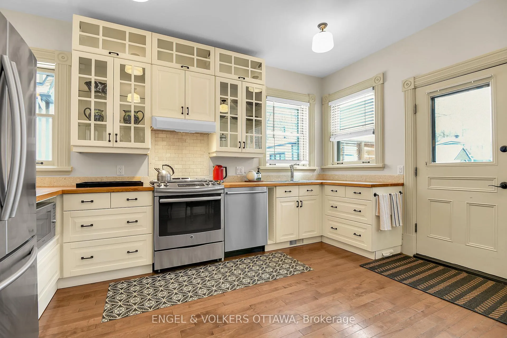 Photo 14 of 120 Boteler Street, Ottawa, Lower Town/Byward Market — HOMEH