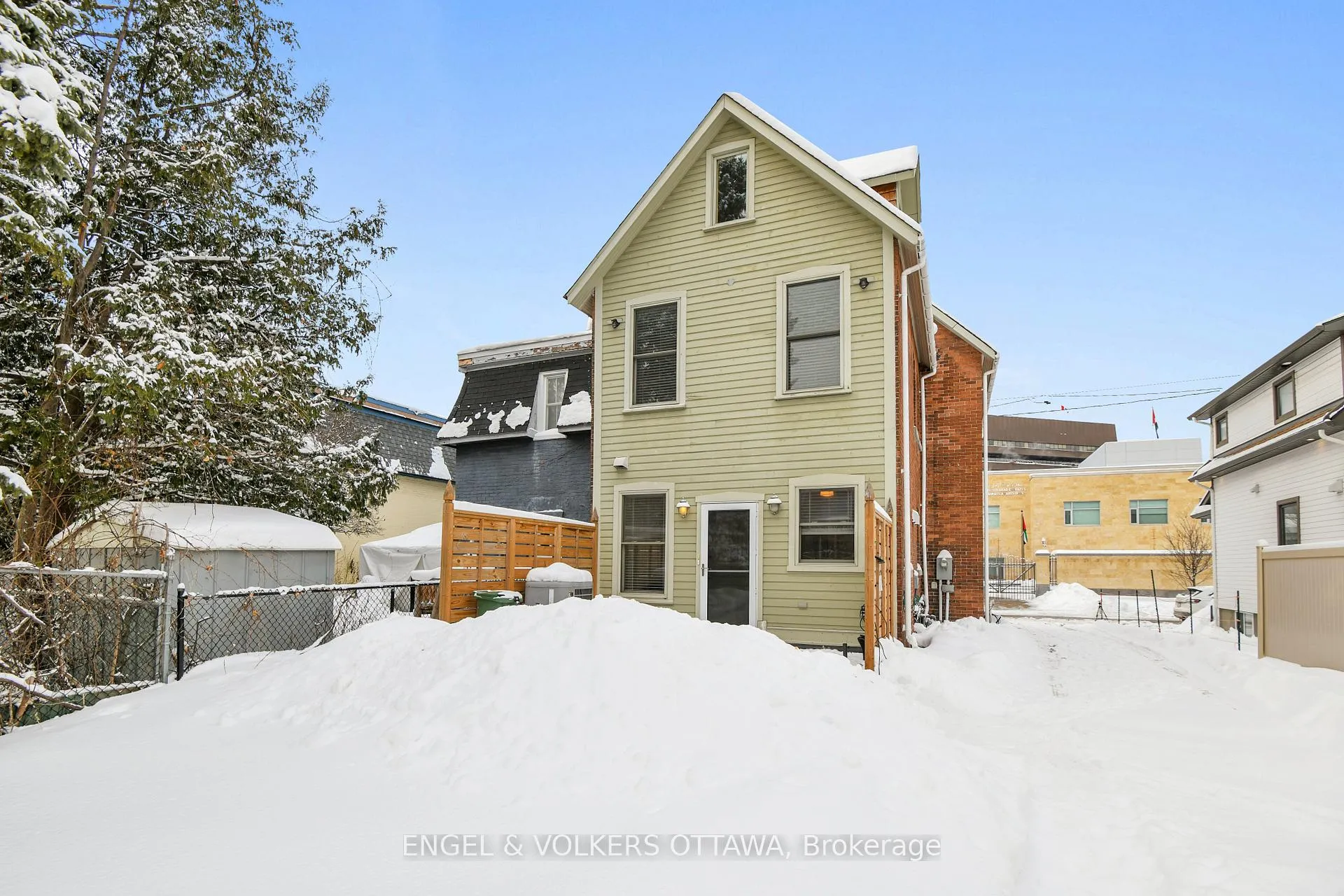 Photo 35 of 120 Boteler Street, Ottawa, Lower Town/Byward Market — HOMEH