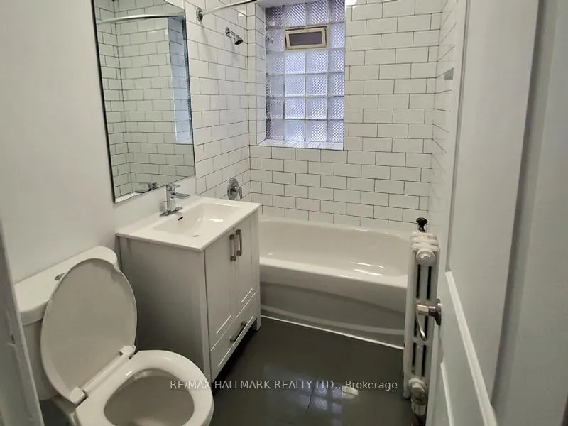 Photo 5 of Unit C03, 245 Howland Avenue, Toronto, The Annex — HOMEH