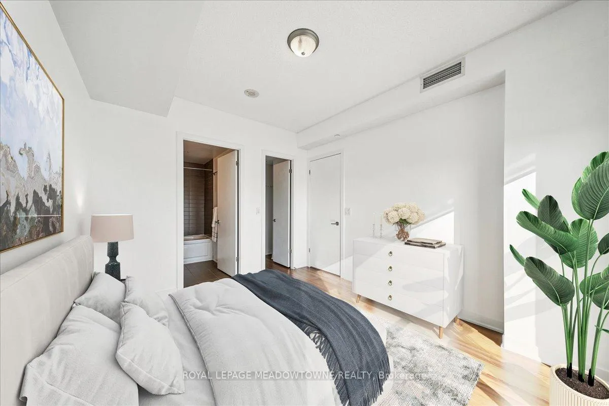 Photo 31 of Unit 1202, 60 Berwick Avenue, Toronto, Yonge-Eglinton — HOMEH