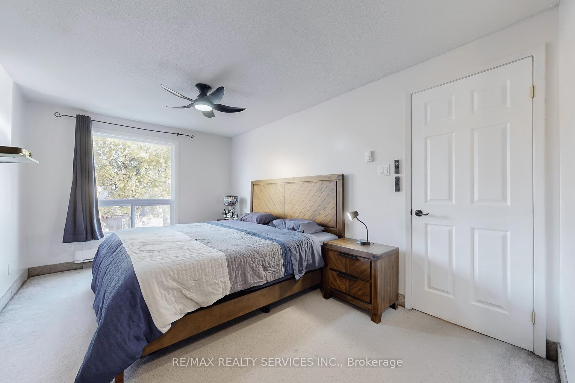 Photo 21 of 2 Hector Court, Brampton, Central Park — HOMEH