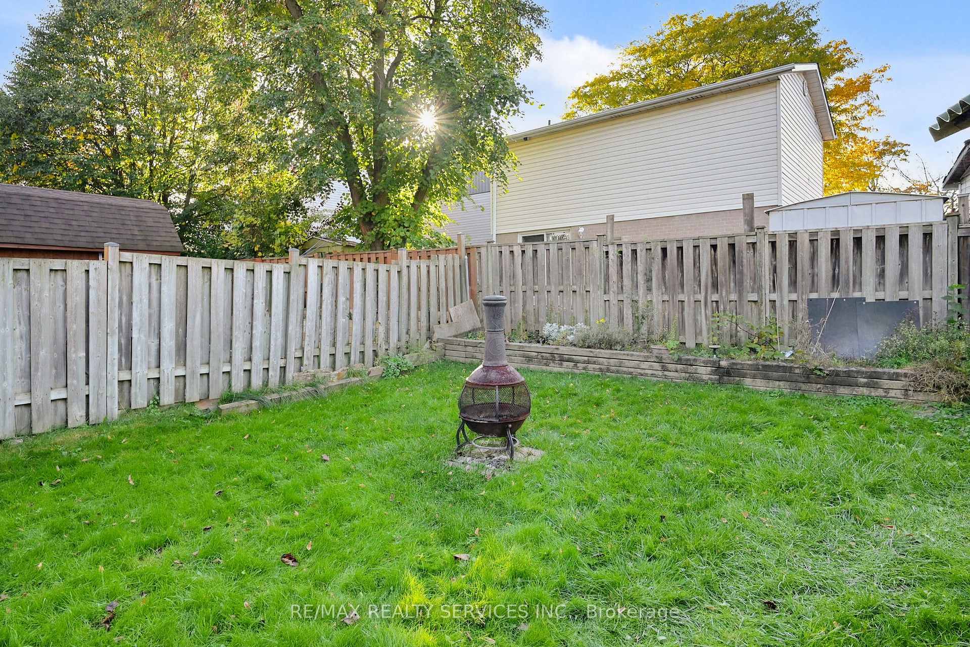 Photo 35 of 2 Hector Court, Brampton, Central Park — HOMEH