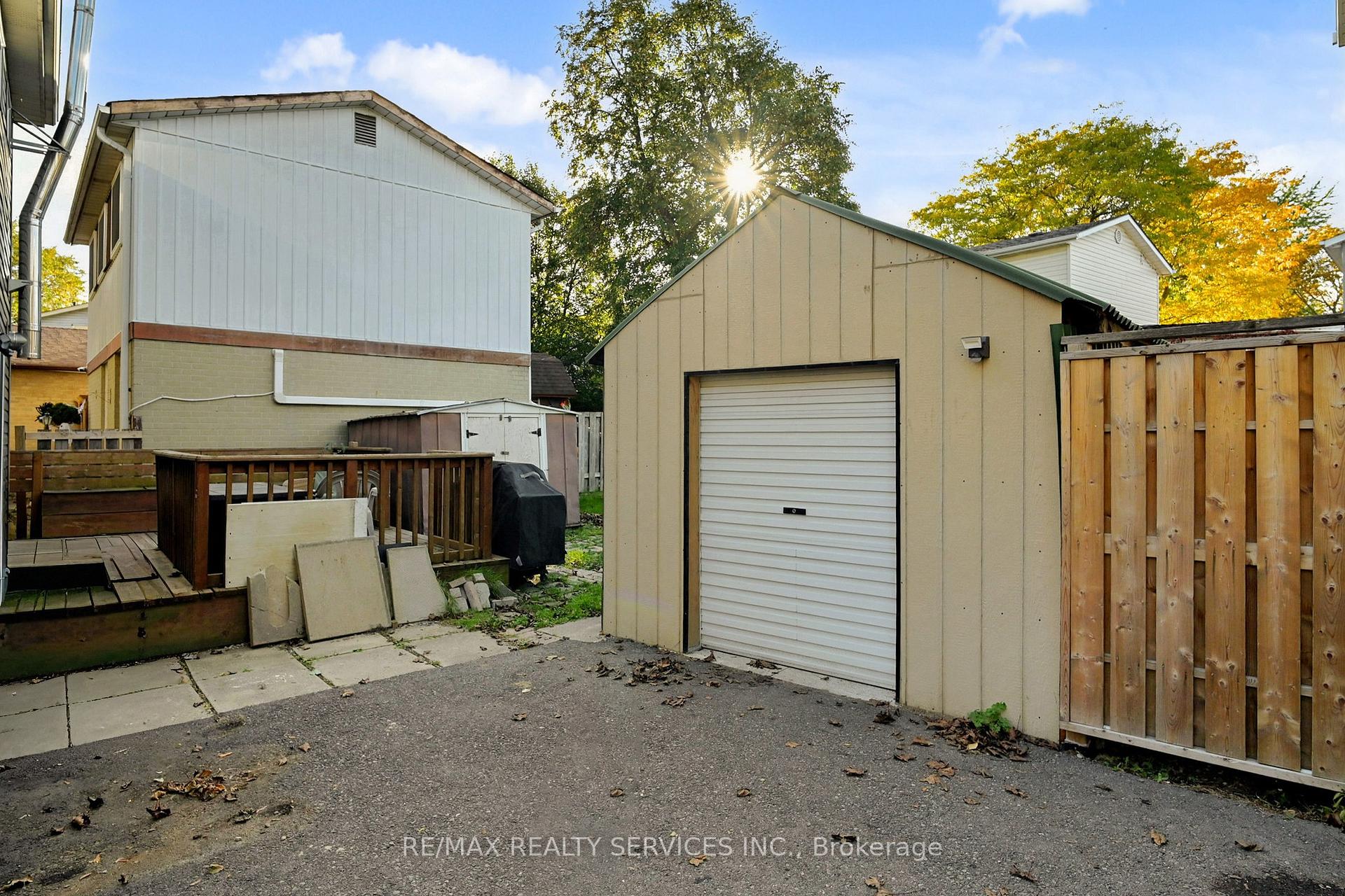 Photo 41 of 2 Hector Court, Brampton, Central Park — HOMEH