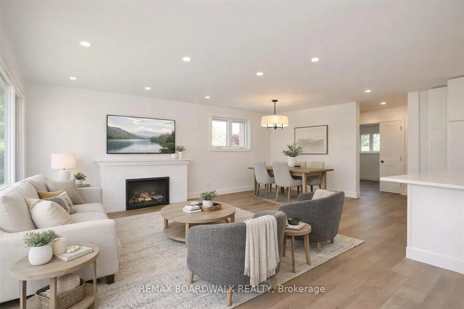 Photo 2 of Unit A, 1173 Tara Drive, Ottawa, Copeland Park — HOMEH