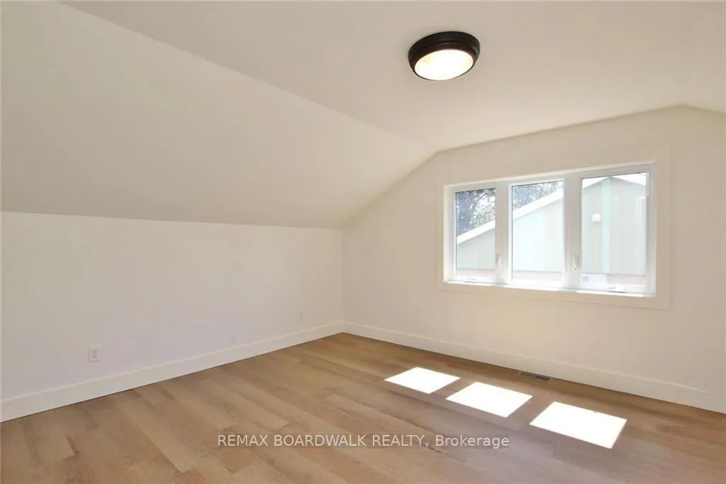 Photo 11 of Unit A, 1173 Tara Drive, Ottawa, Copeland Park — HOMEH