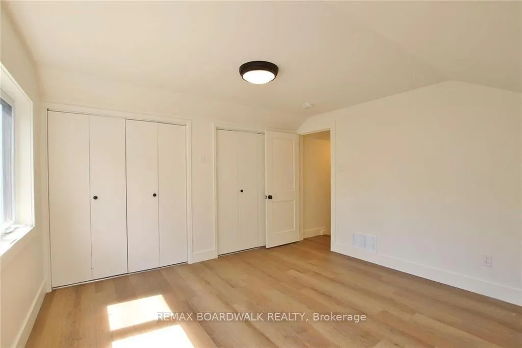 Photo 13 of Unit A, 1173 Tara Drive, Ottawa, Copeland Park — HOMEH