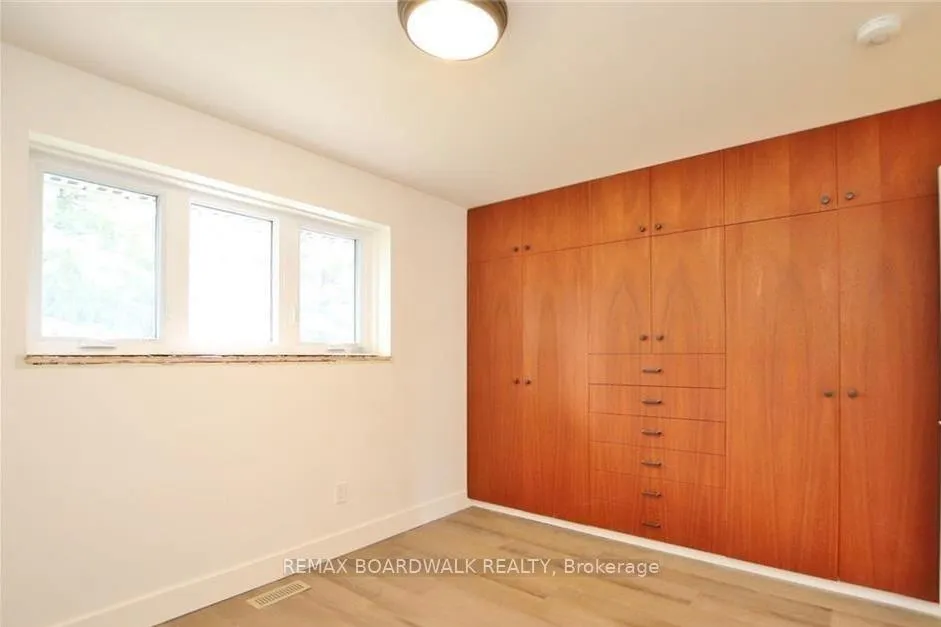 Photo 17 of Unit A, 1173 Tara Drive, Ottawa, Copeland Park — HOMEH