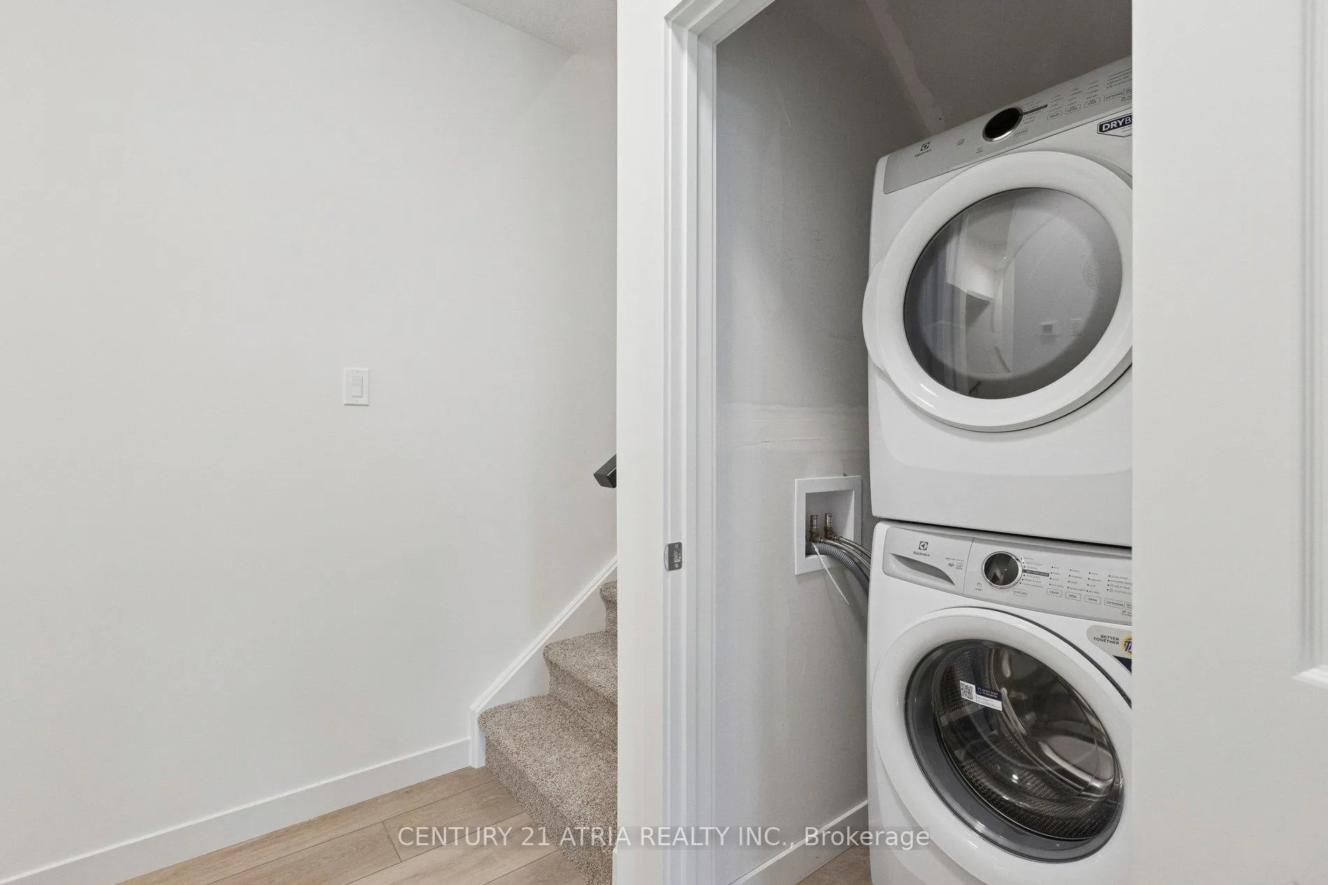 Photo 10 of Unit 125, 824 Woolwich Street, Guelph, Riverside Park — HOMEH