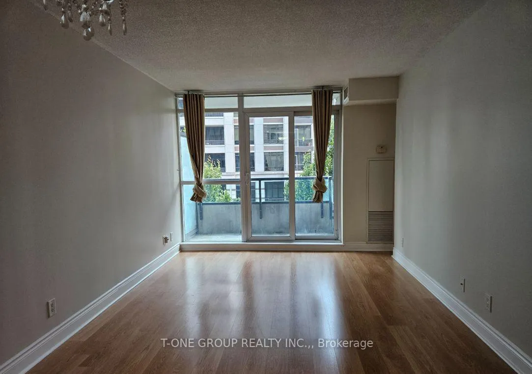 Photo 5 of Unit 310, 30 Clegg Road, Markham, Unionville — HOMEH