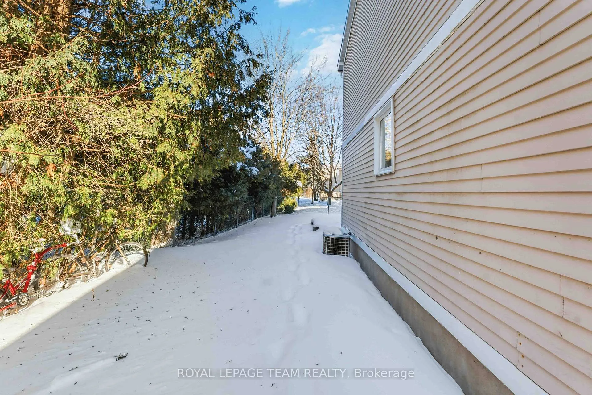 Photo 30 of 1 Shadetree Crescent, Ottawa, Borden Farm/Stewart Farm/Carleton Heights/Parkwood Hills — HOMEH