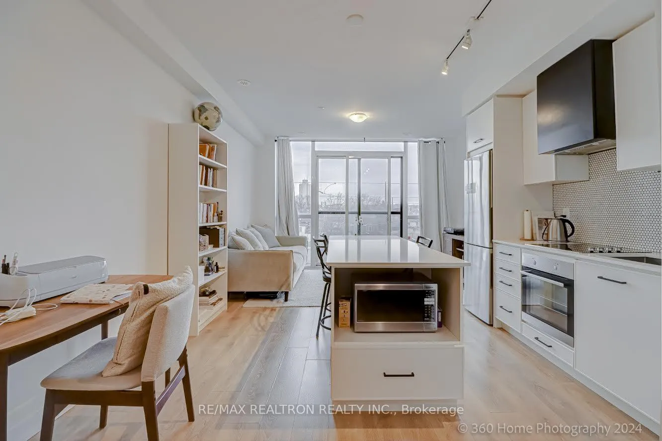 Photo 3 of Unit 402, 899 Queen Street E, Toronto, South Riverdale — HOMEH