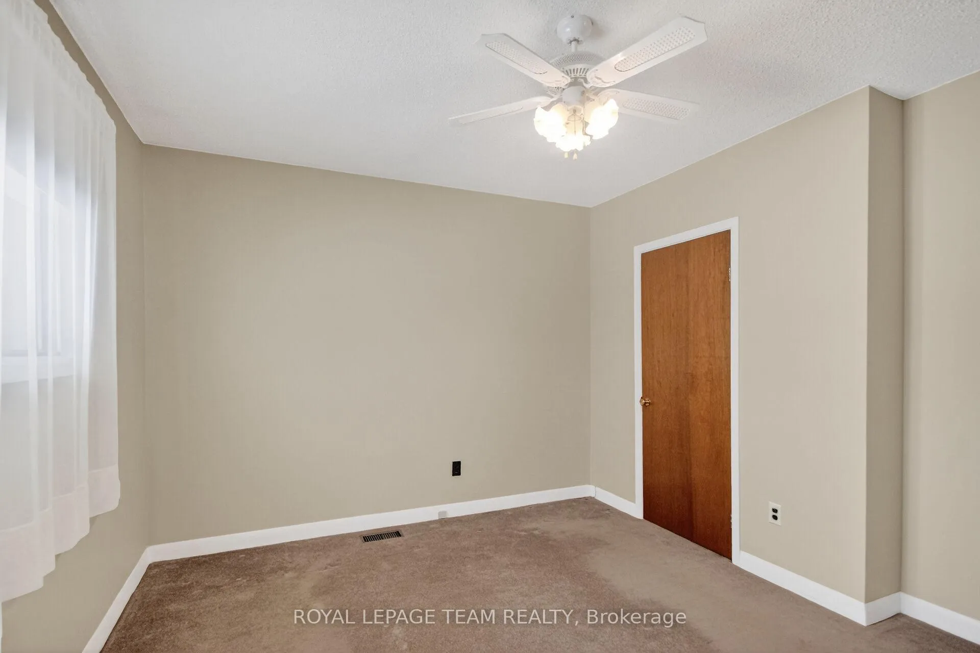 Photo 21 of 1494 Meadow Drive, Ottawa, Greely — HOMEH