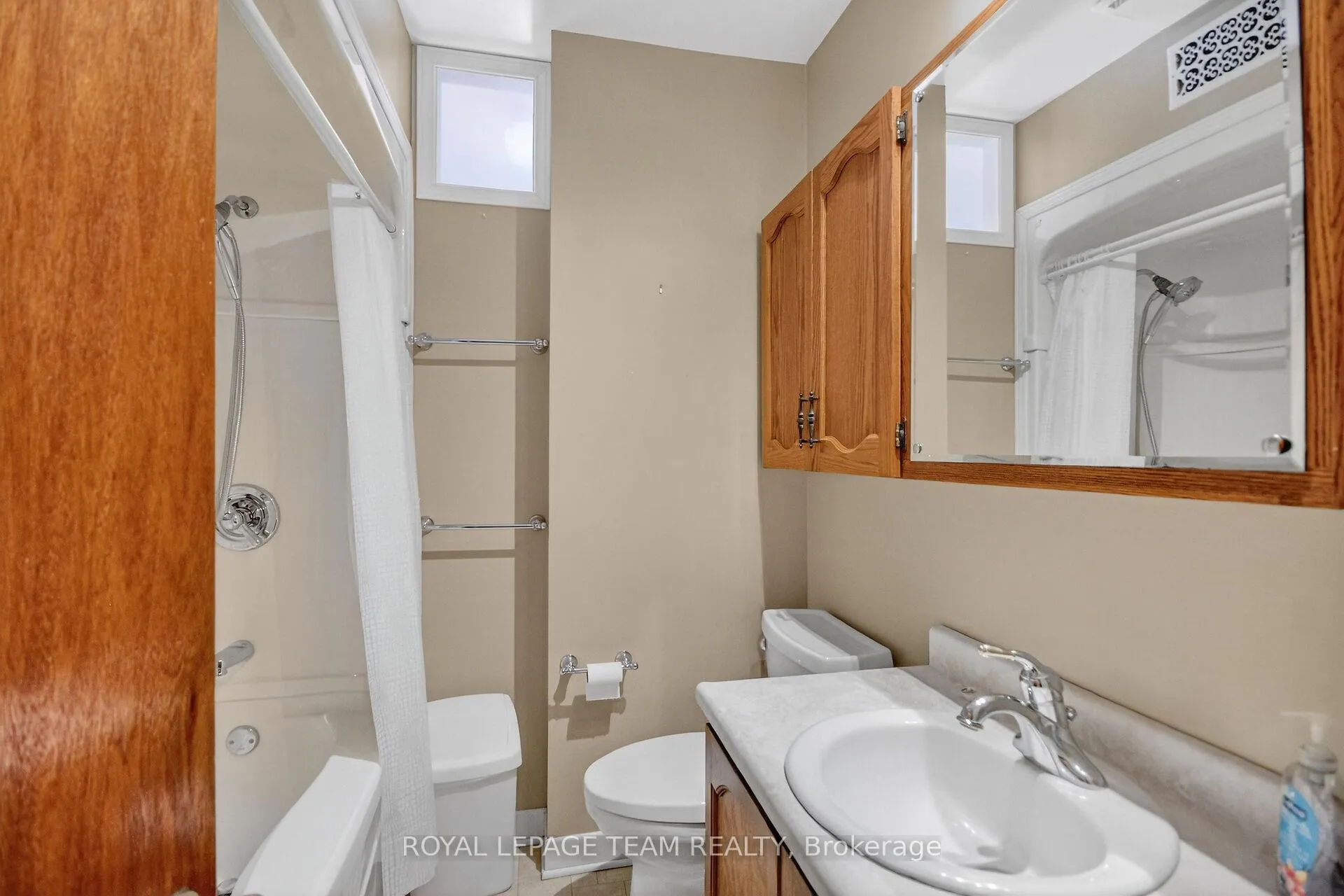 Photo 27 of 1494 Meadow Drive, Ottawa, Greely — HOMEH