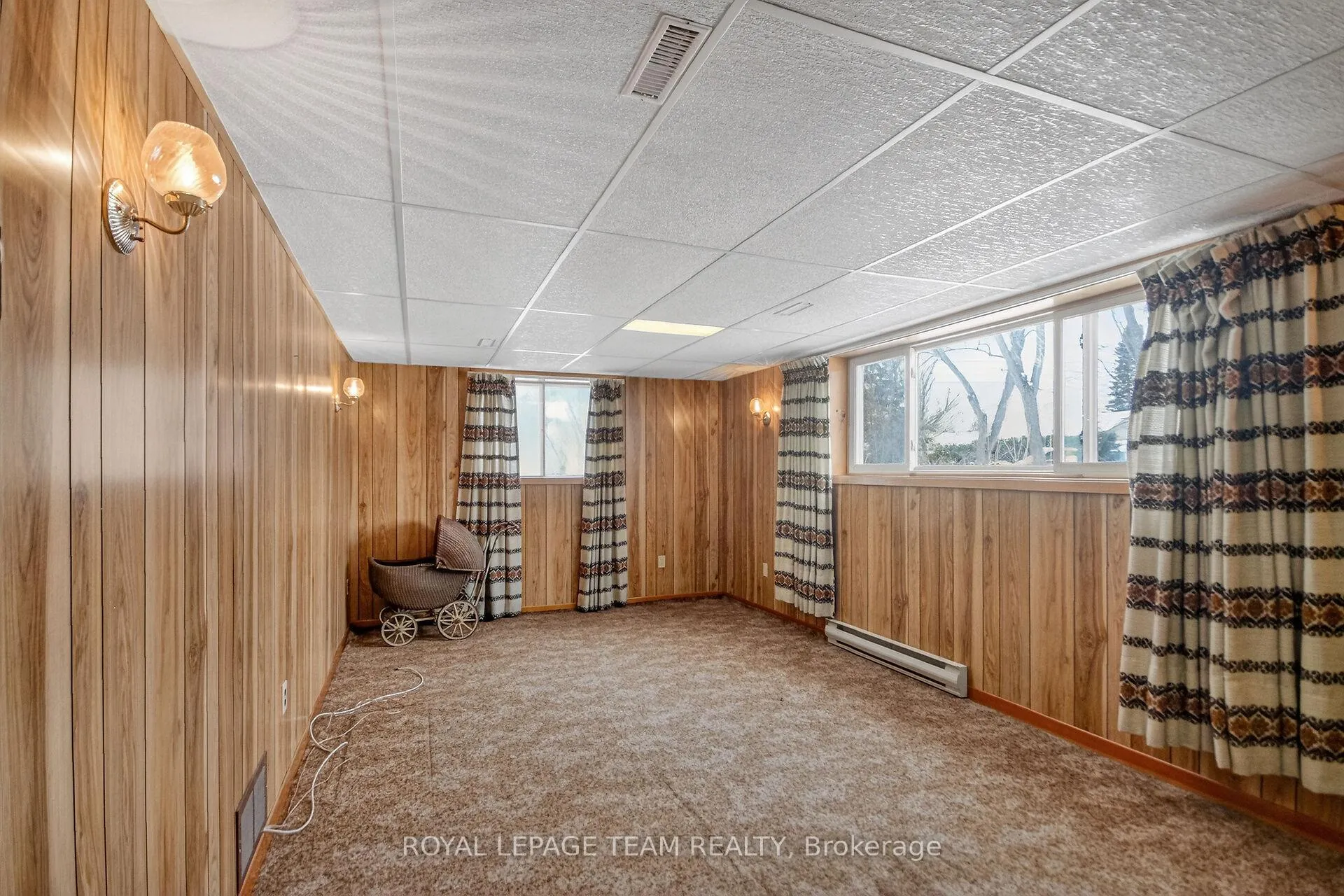 Photo 30 of 1494 Meadow Drive, Ottawa, Greely — HOMEH