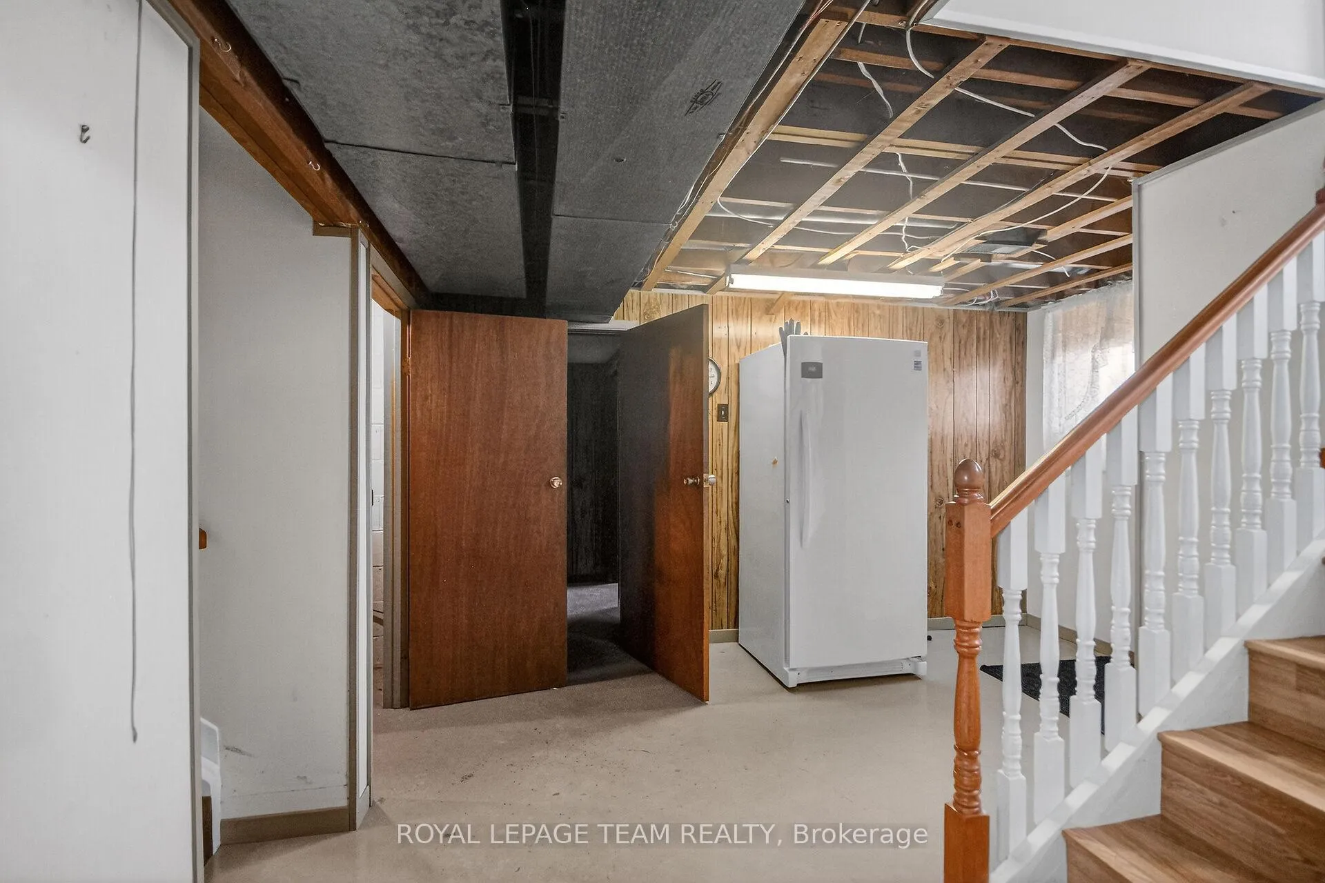 Photo 32 of 1494 Meadow Drive, Ottawa, Greely — HOMEH