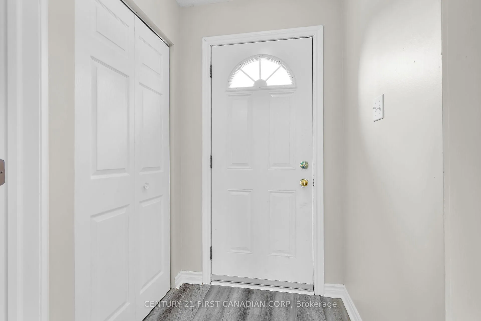Photo 4 of Unit 16, 1786 Attawandaron Road, London, North F — HOMEH