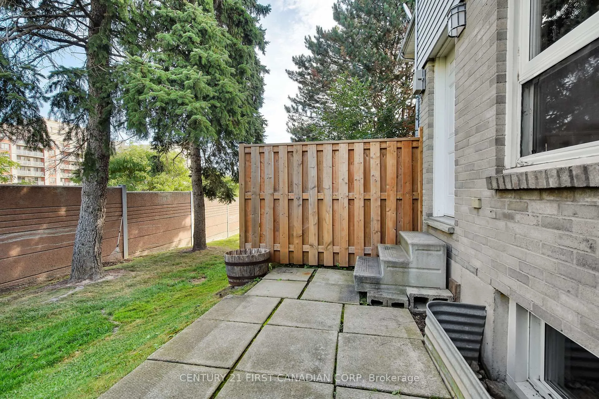 Photo 31 of Unit 16, 1786 Attawandaron Road, London, North F — HOMEH