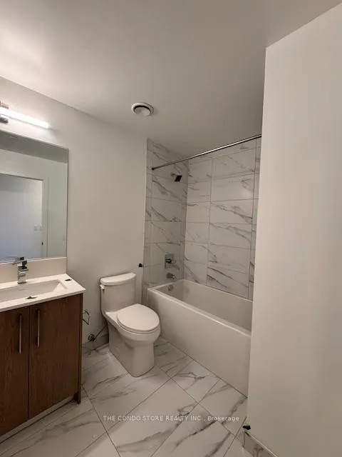 Photo 10 of Unit 502, 8 Manor Road W, Toronto, Yonge-Eglinton — HOMEH
