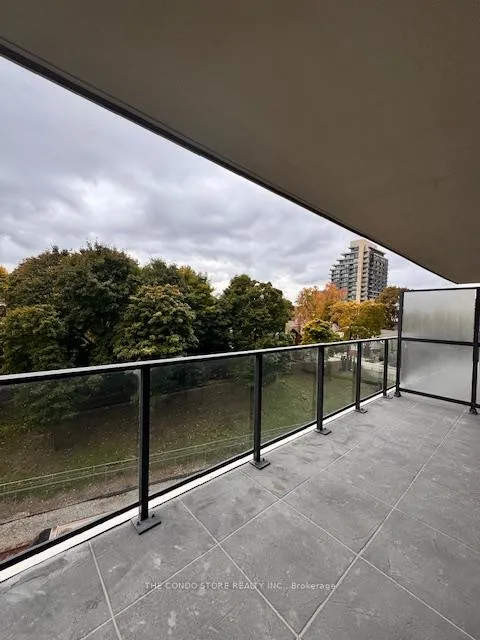 Photo 3 of Unit 408, 8 Manor Road W, Toronto, Yonge-Eglinton — HOMEH