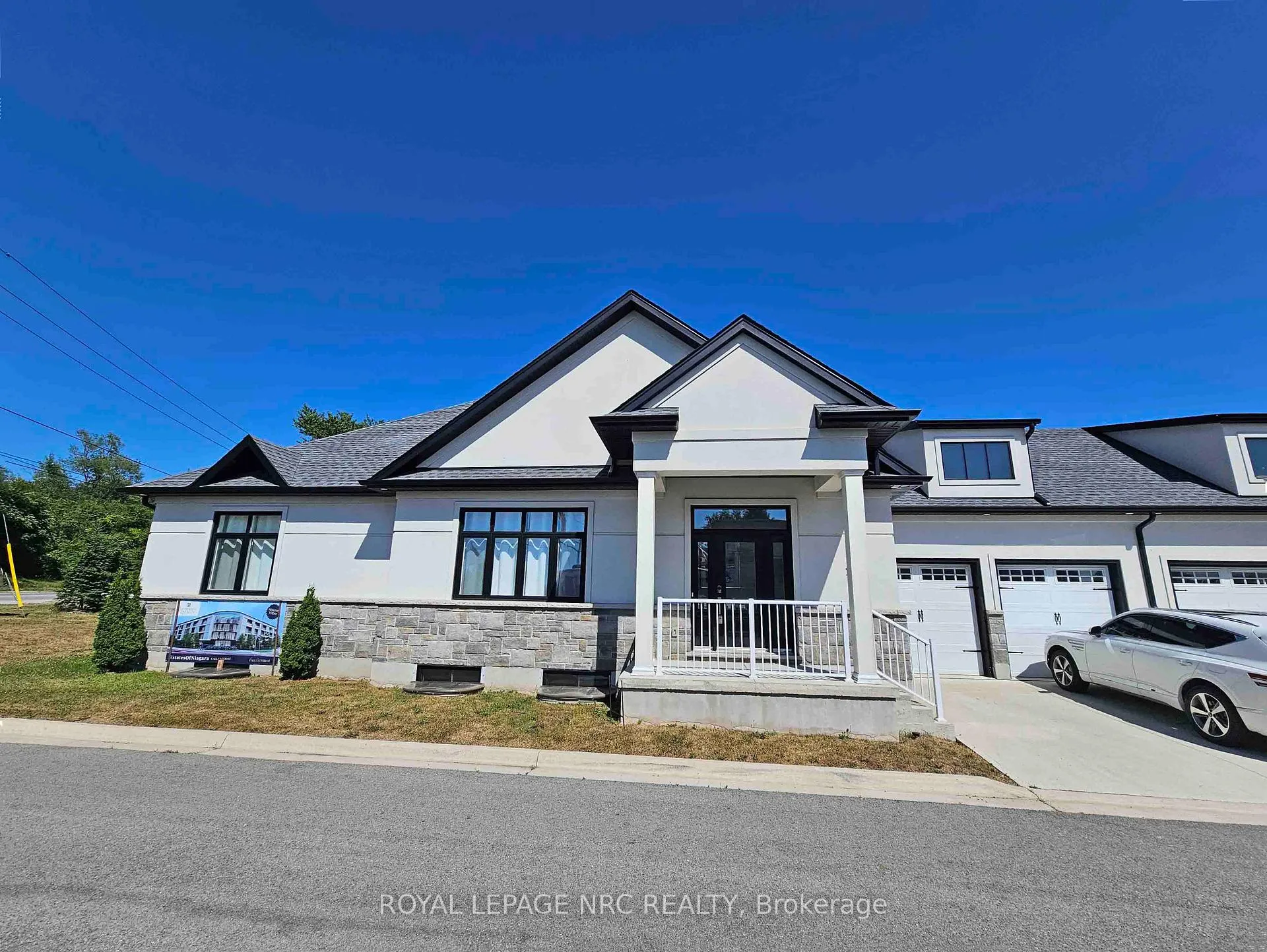 Photo 2 of Unit 1, 7472 Mountain Road, Niagara Falls, Casey — HOMEH