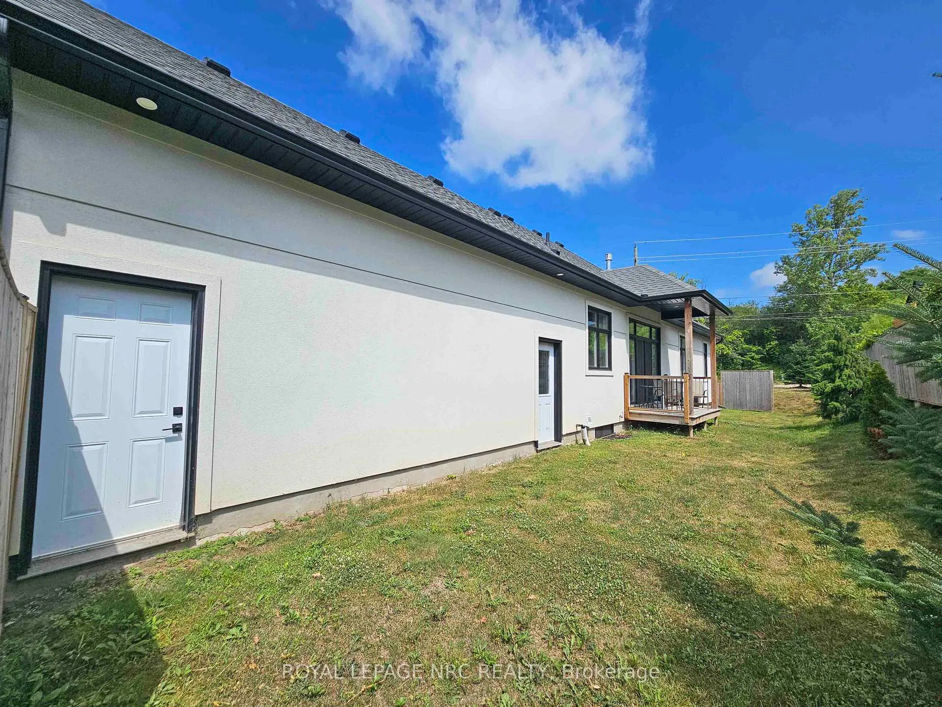Photo 8 of Unit 1, 7472 Mountain Road, Niagara Falls, Casey — HOMEH