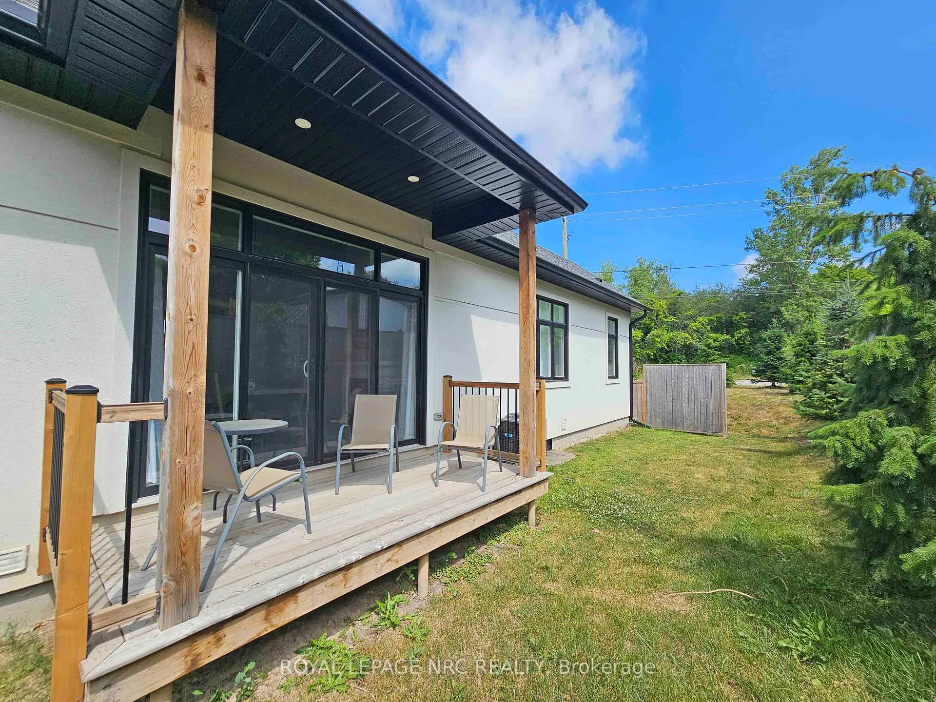 Photo 9 of Unit 1, 7472 Mountain Road, Niagara Falls, Casey — HOMEH