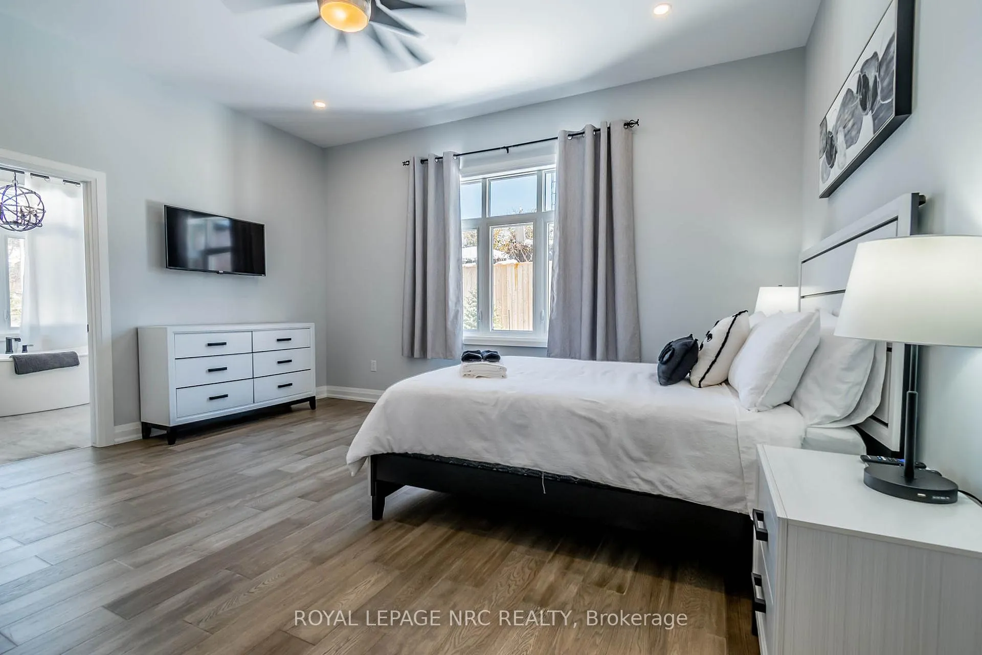 Photo 37 of Unit 1, 7472 Mountain Road, Niagara Falls, Casey — HOMEH