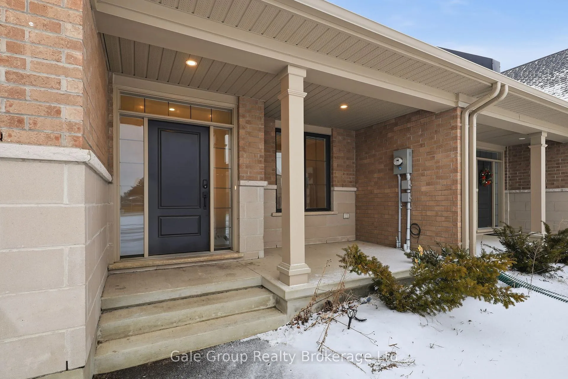 Photo 2 of 61 Keba Crescent, Tillsonburg — HOMEH