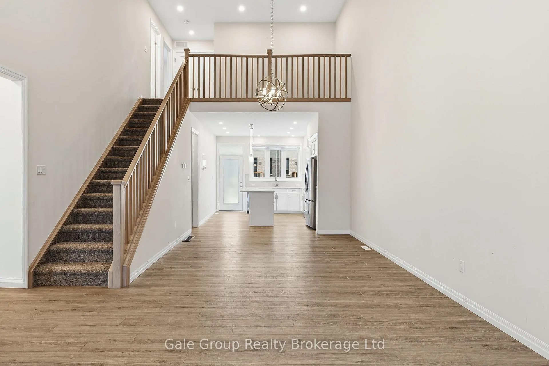 Photo 5 of 61 Keba Crescent, Tillsonburg — HOMEH