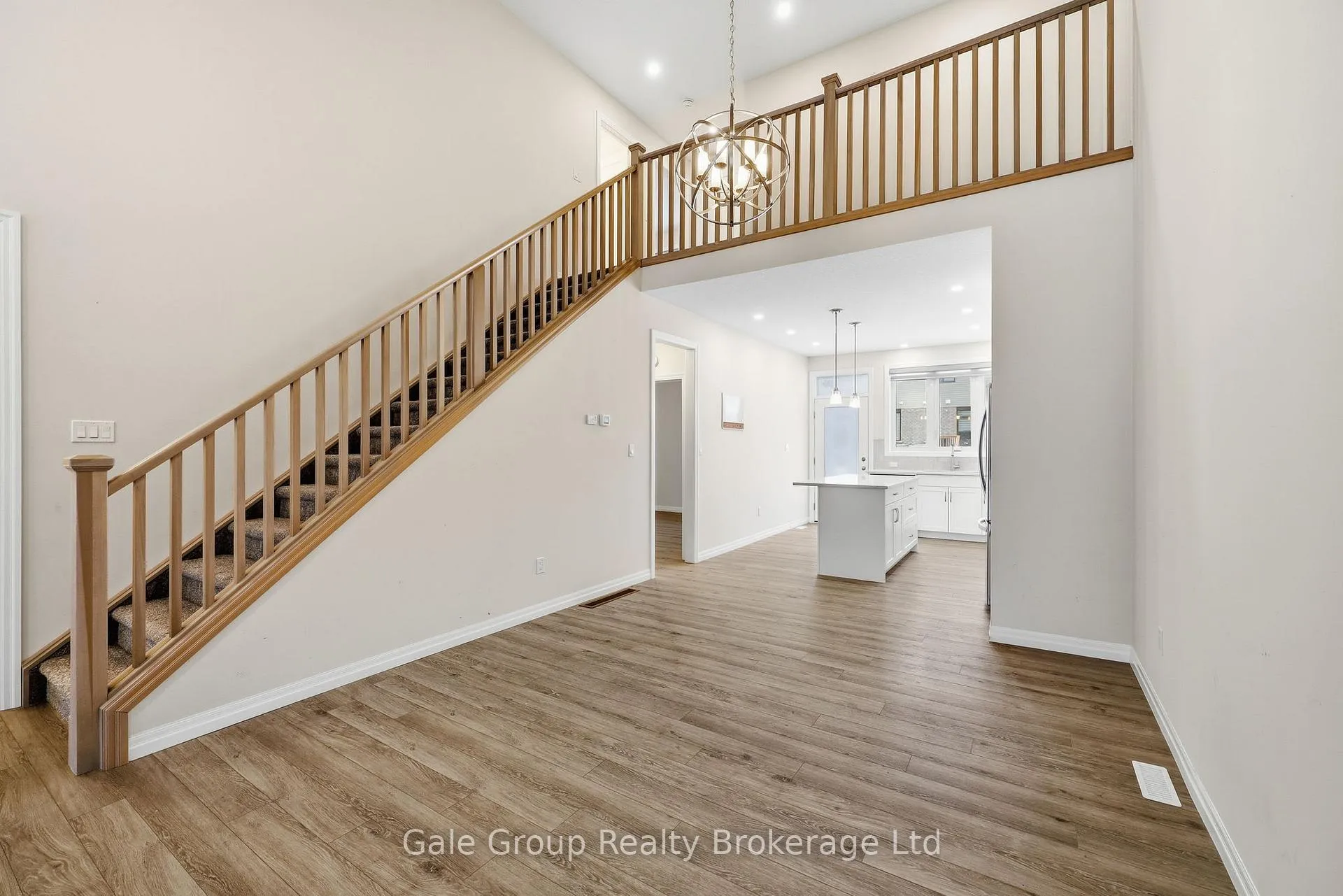 Photo 8 of 61 Keba Crescent, Tillsonburg — HOMEH