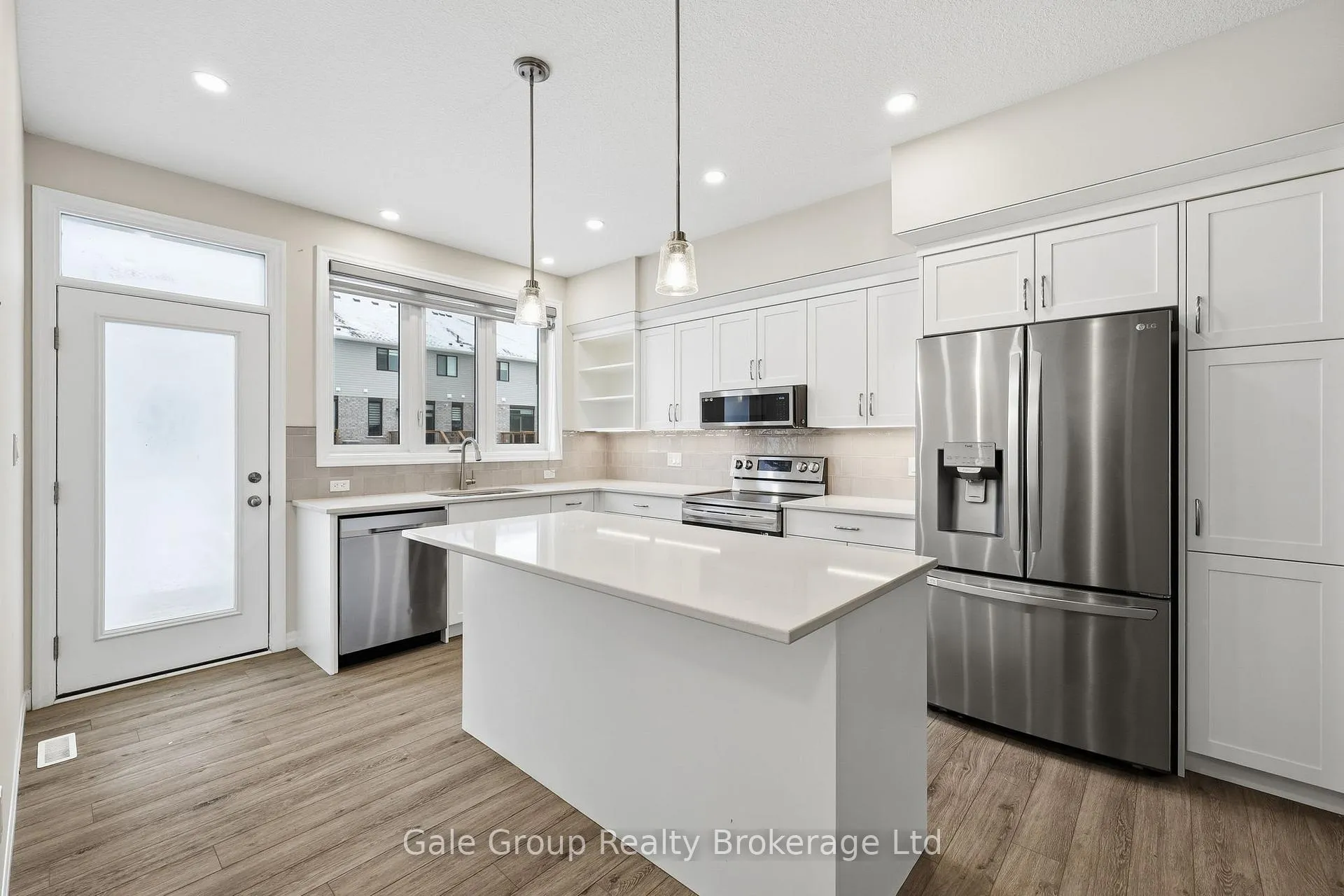 Photo 15 of 61 Keba Crescent, Tillsonburg — HOMEH