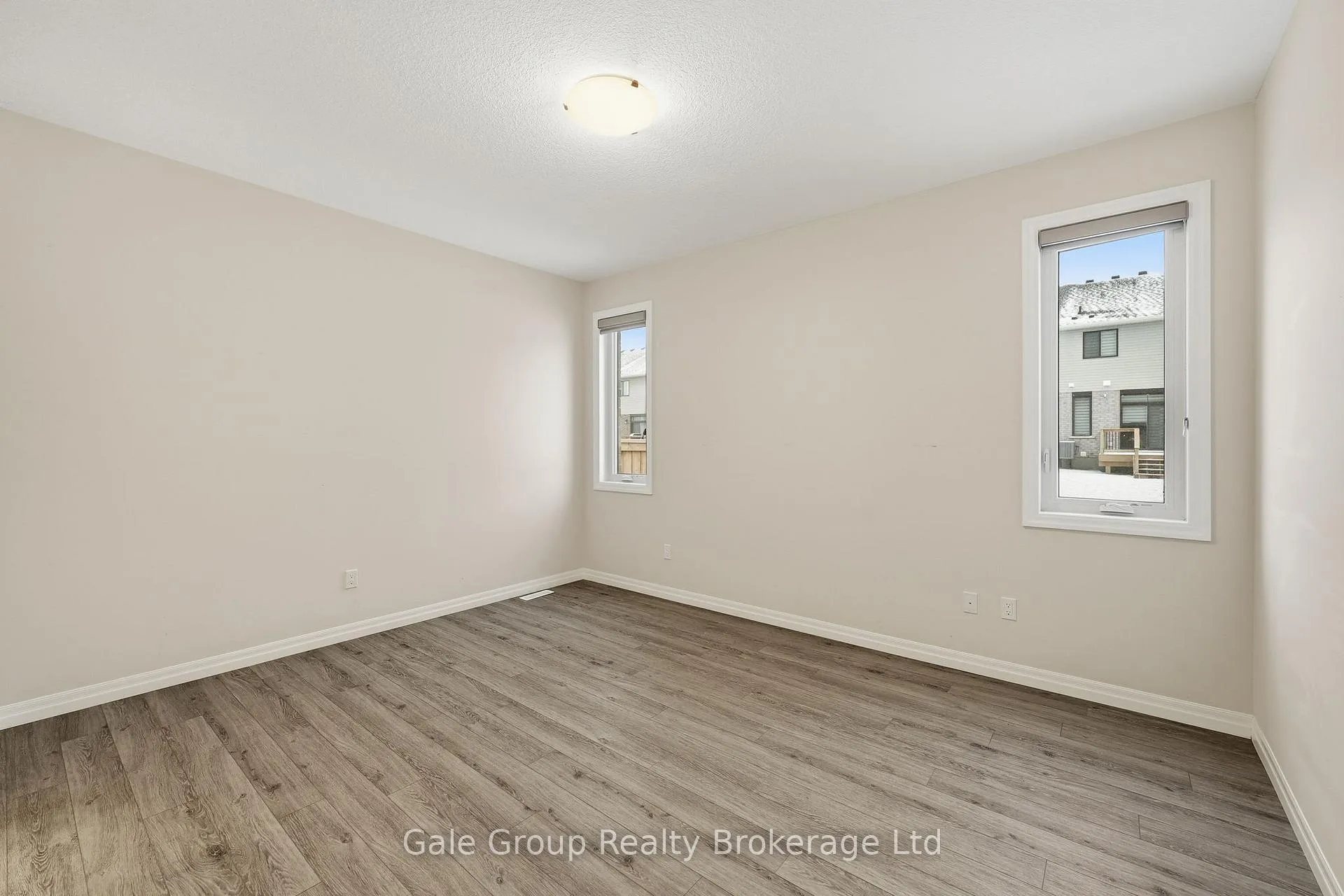 Photo 18 of 61 Keba Crescent, Tillsonburg — HOMEH