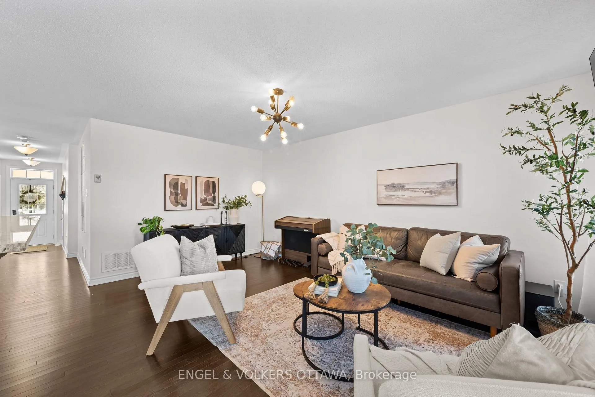 Photo 13 of 719 Maloja Way, Ottawa, Stittsville (North) — HOMEH