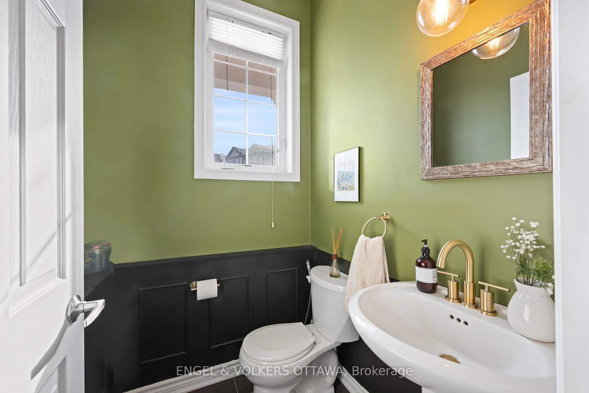 Photo 33 of 719 Maloja Way, Ottawa, Stittsville (North) — HOMEH