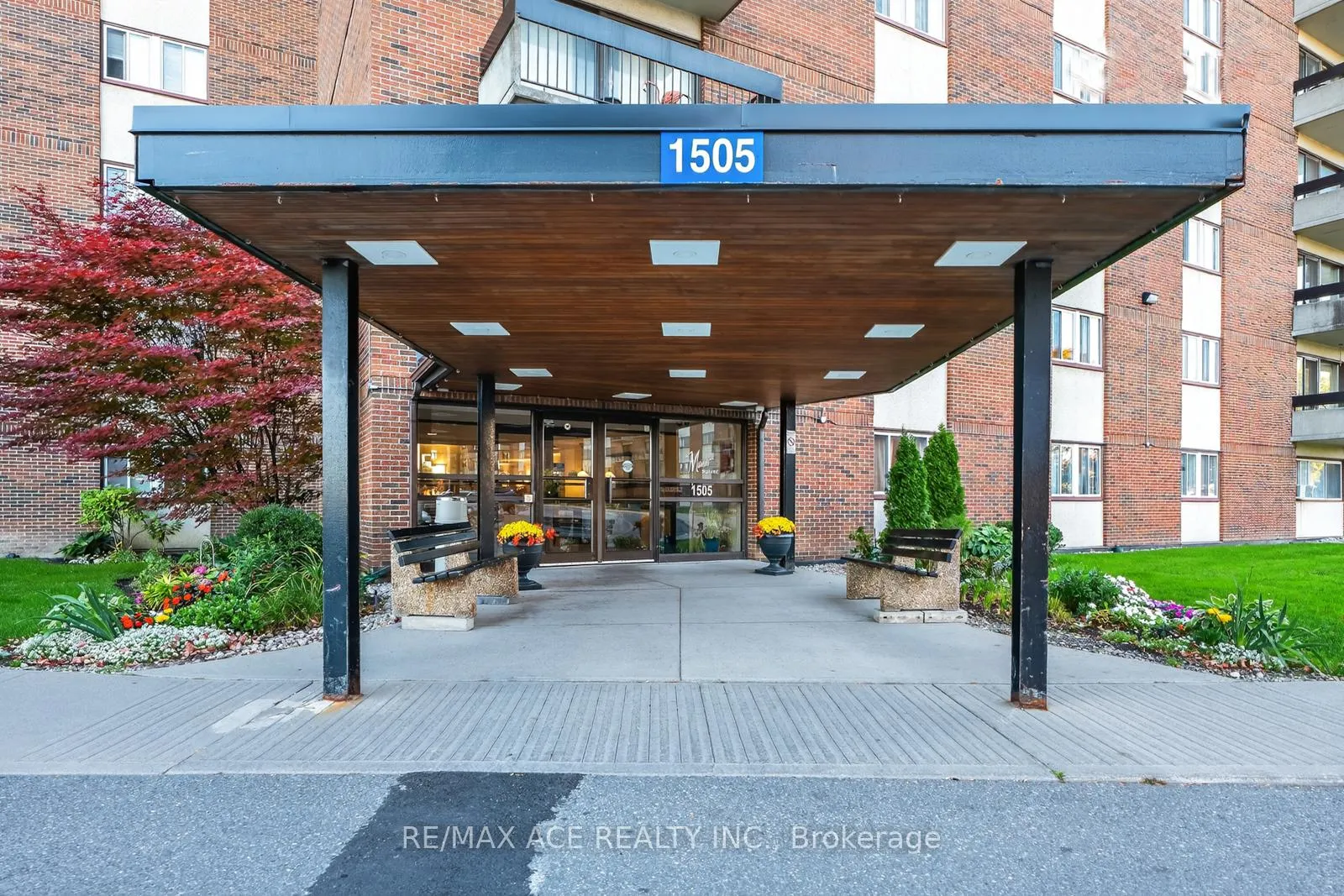 Photo 2 of Unit 915, 1505 Baseline Road, Ottawa, Copeland Park — HOMEH