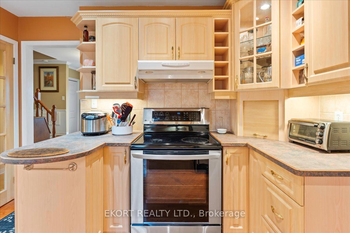 Photo 20 of 132 Jackson Avenue, Belleville, Belleville Ward — HOMEH