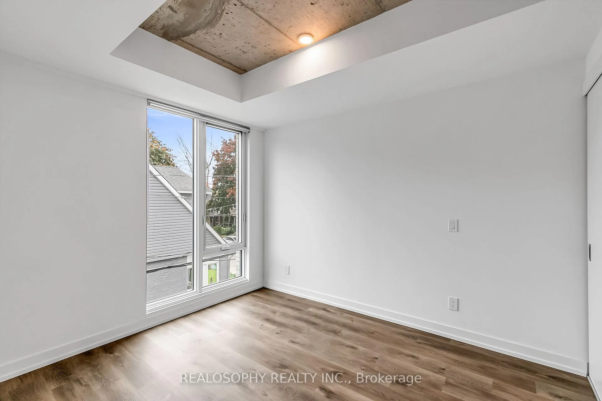 Photo 6 of Unit 301, 115 Larchmount Avenue, Toronto, South Riverdale — HOMEH