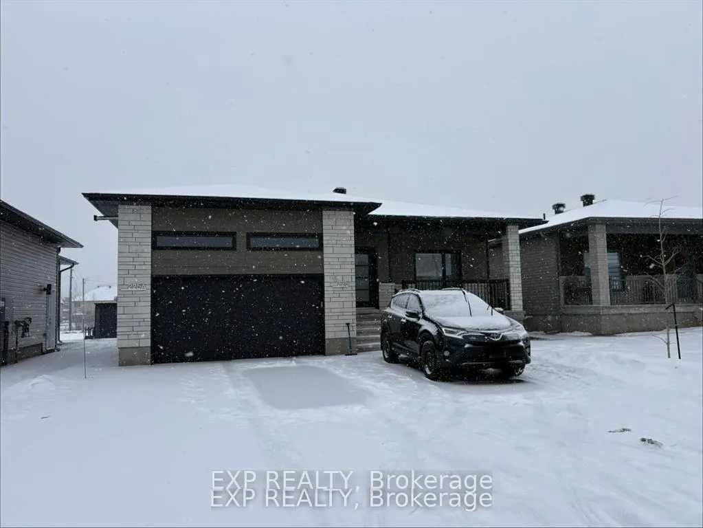 Front of Unit 225A, 225 Cypress Street