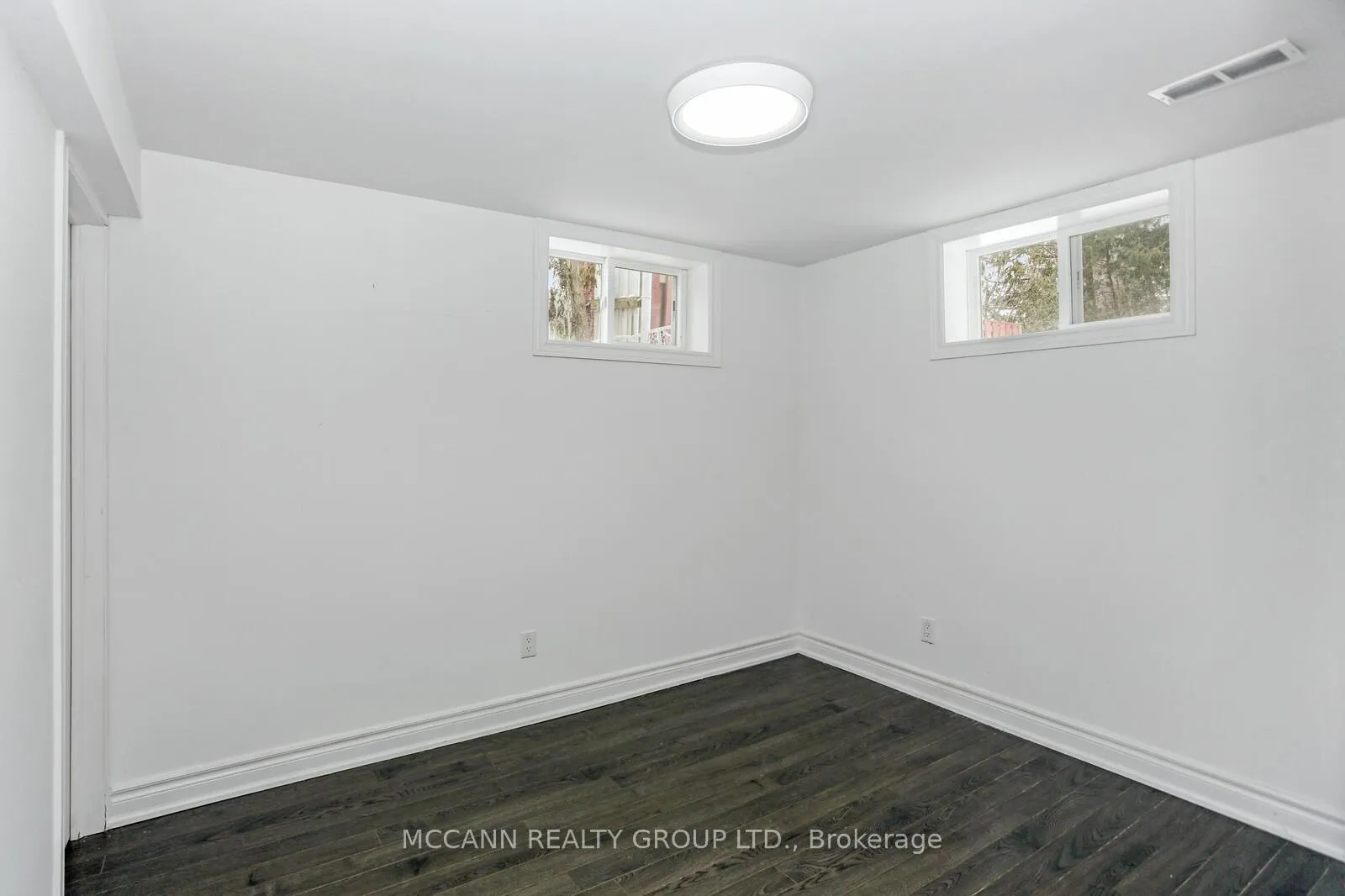 Photo 24 of Unit Aurora, 81 Aurora Heights Drive, Aurora, Aurora Heights — HOMEH