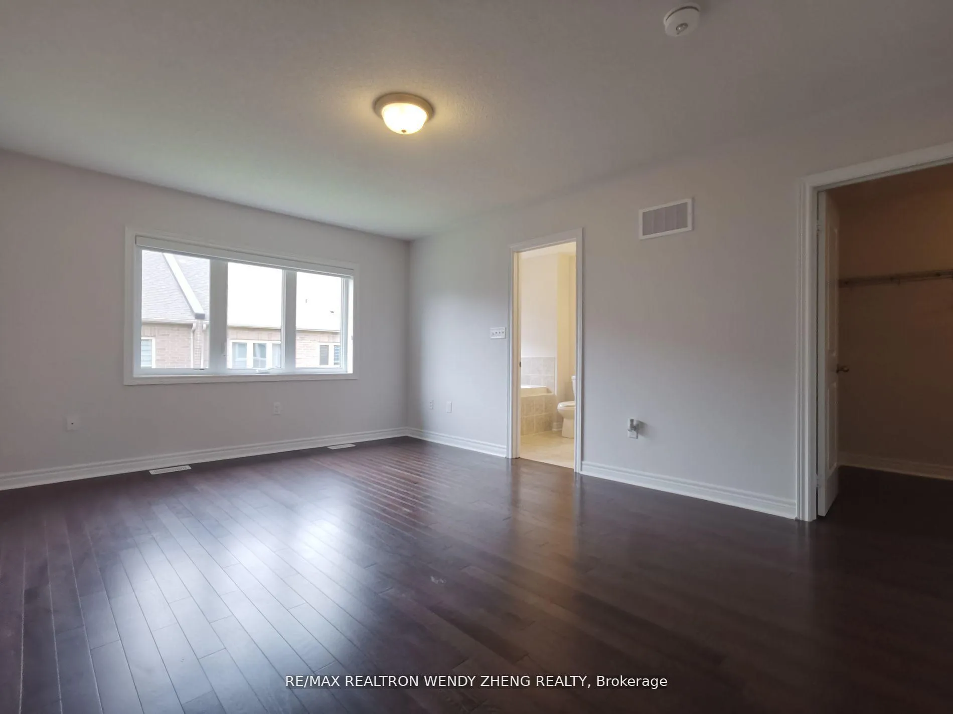 Photo 9 of 43 Benhurst Crescent, Brampton, Northwest Brampton — HOMEH