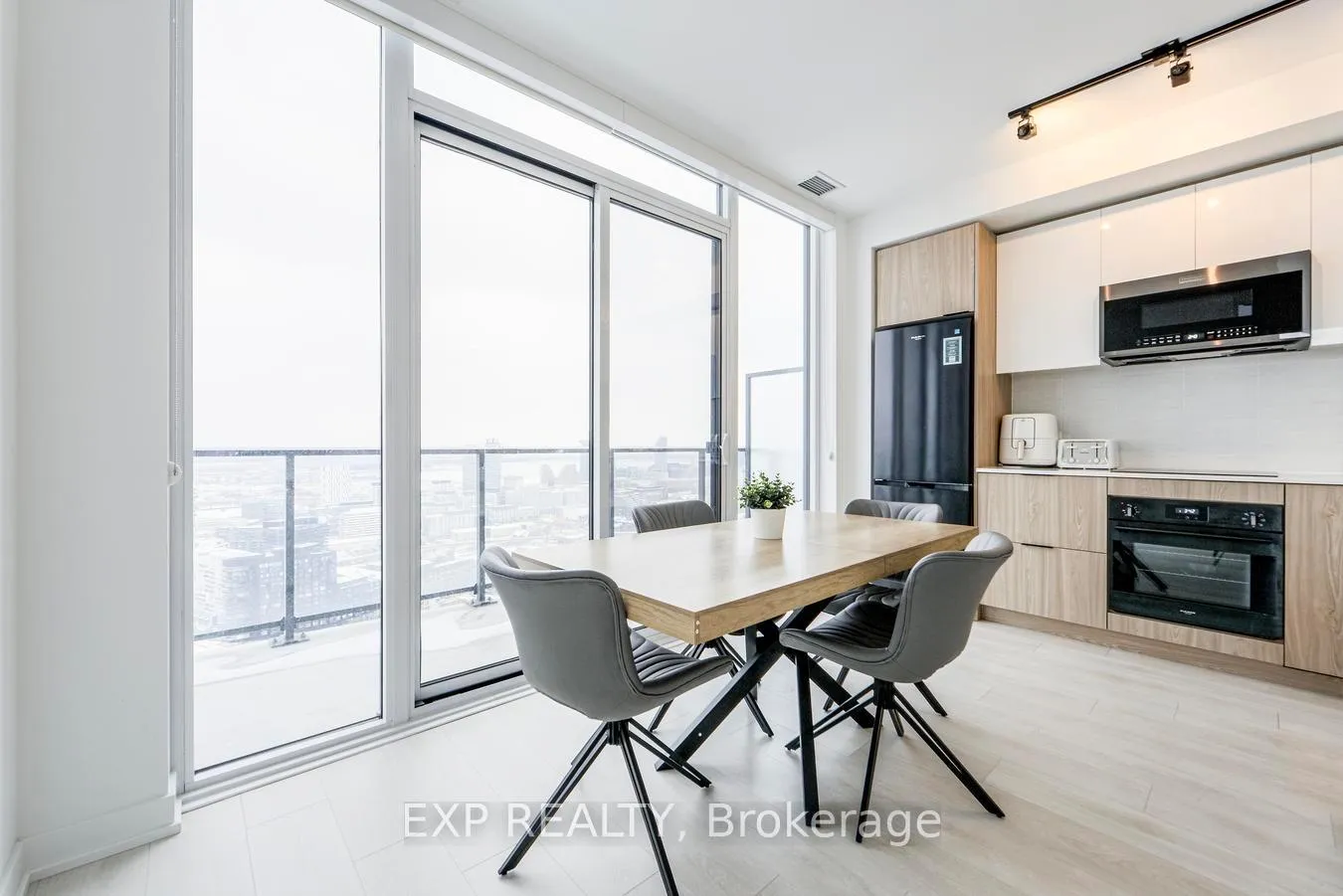 Photo 12 of Unit LP02, 5 Defries Street, Toronto, Regent Park — HOMEH