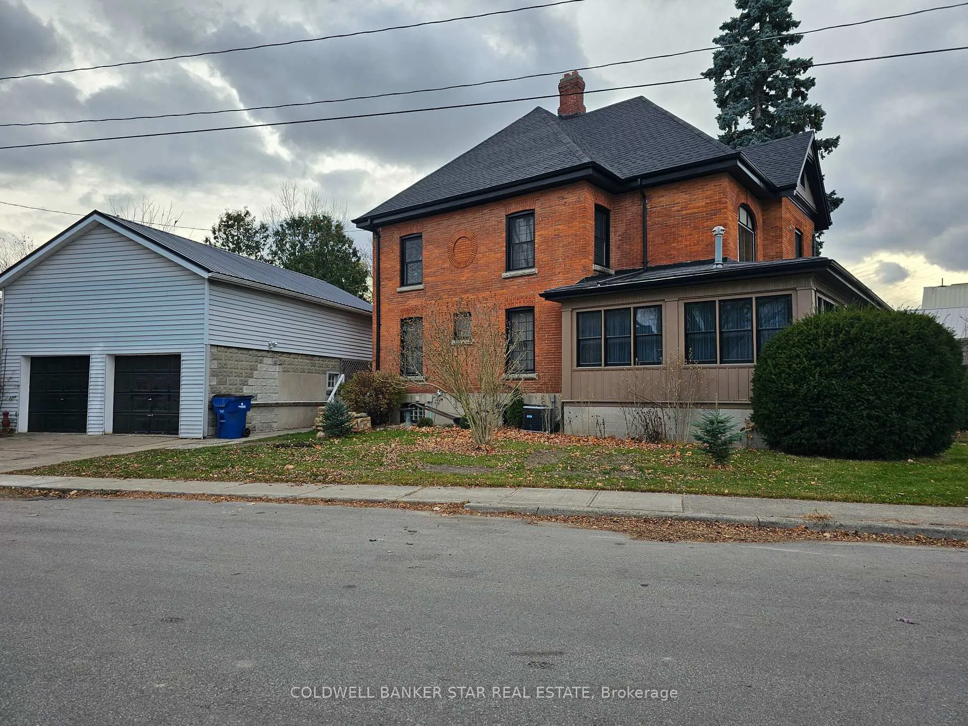 Photo 16 of 61 London Road, Chatham-Kent, Thamesville — HOMEH