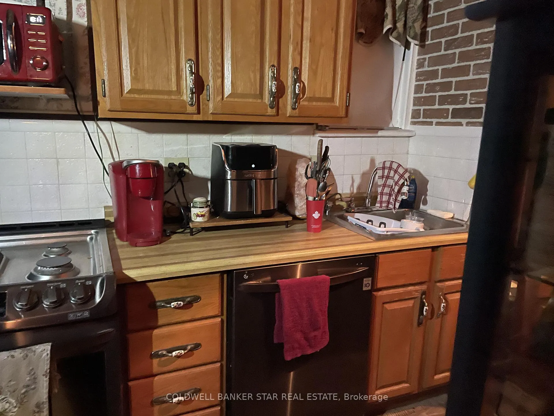 Photo 28 of 61 London Road, Chatham-Kent, Thamesville — HOMEH