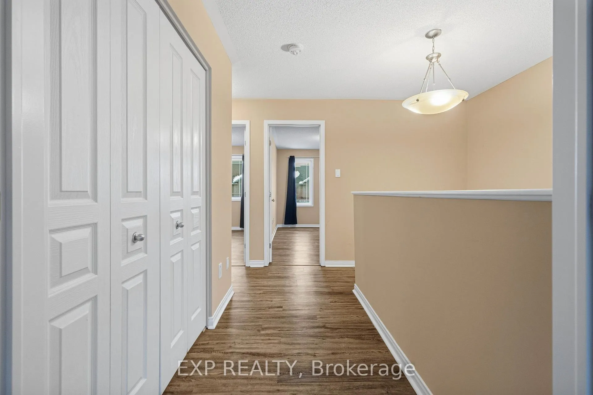 Photo 27 of 705 Regiment Avenue, Ottawa, Kanata - Emerald Meadows/Trailwest — HOMEH