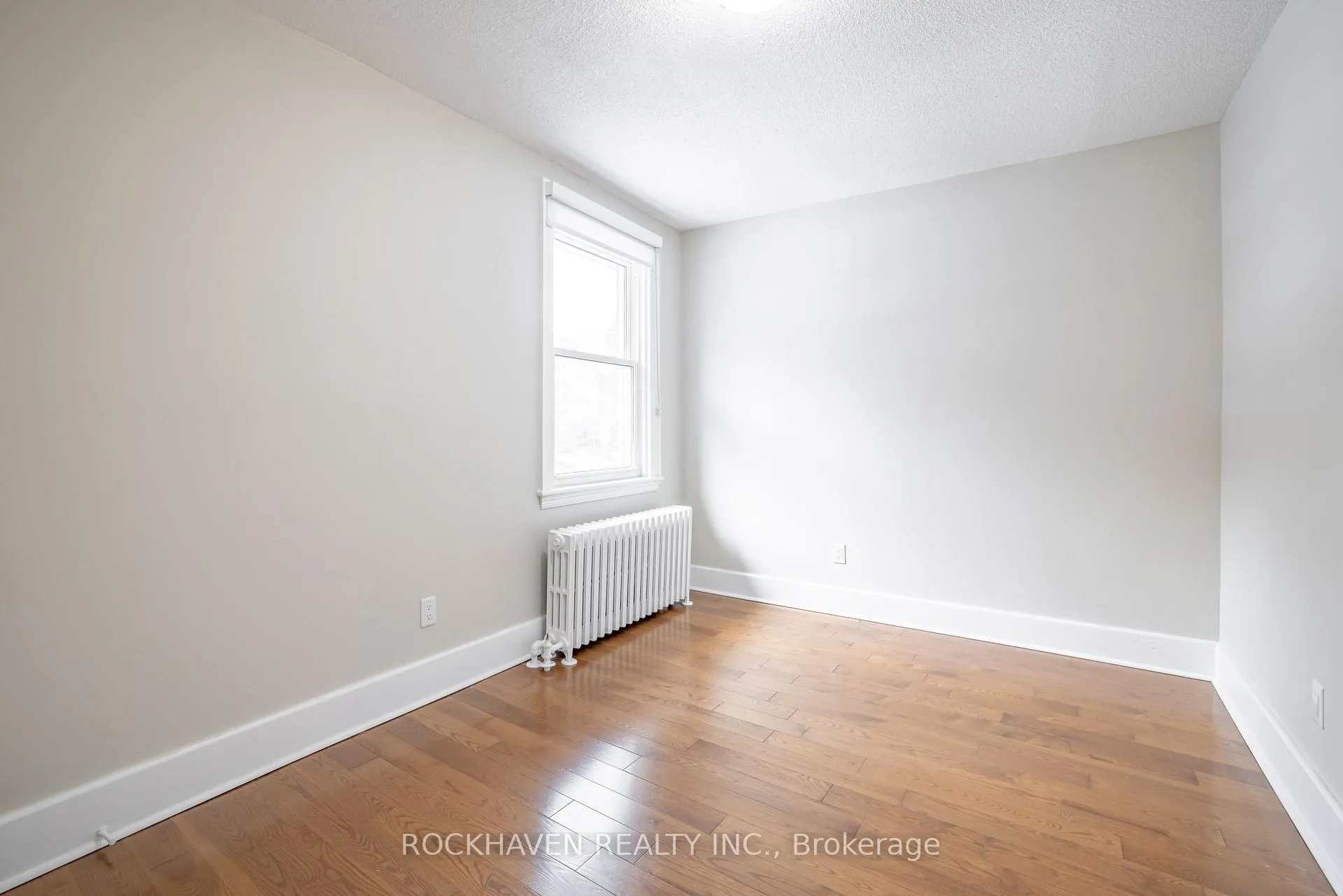 Photo 17 of Unit 14, 366 John Street S, Hamilton, Corktown — HOMEH