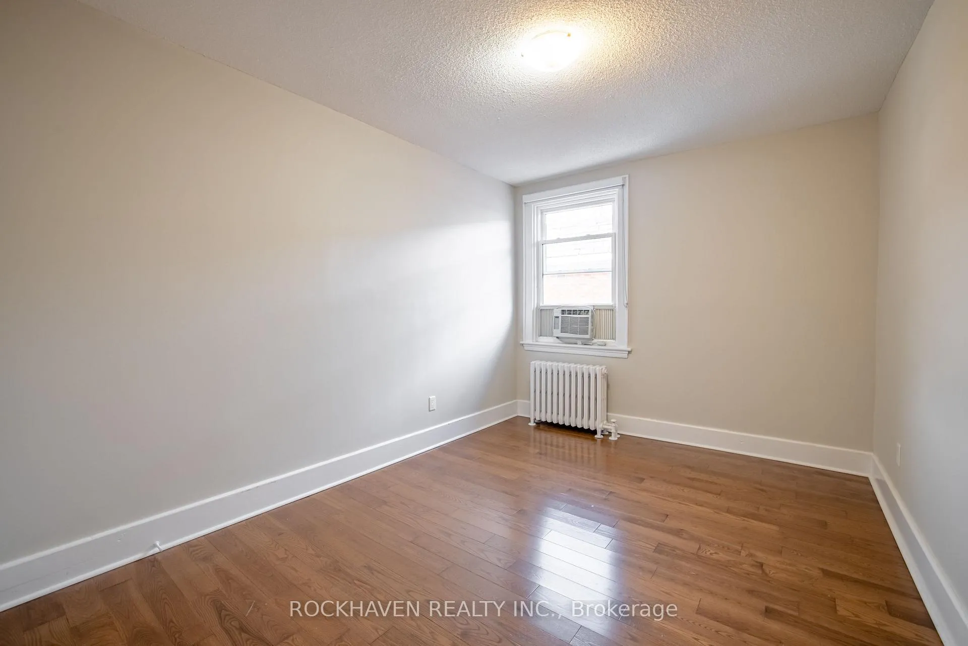 Photo 20 of Unit 14, 366 John Street S, Hamilton, Corktown — HOMEH