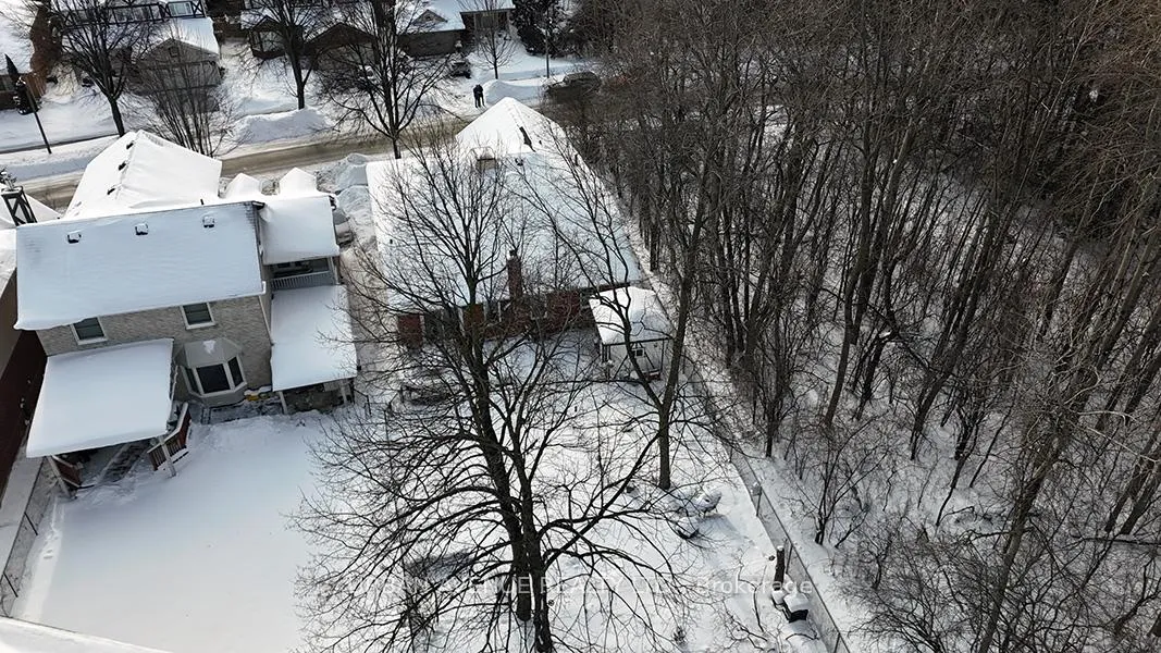 Photo 5 of 2125 Lynn Heights Drive, Pickering, Liverpool — HOMEH